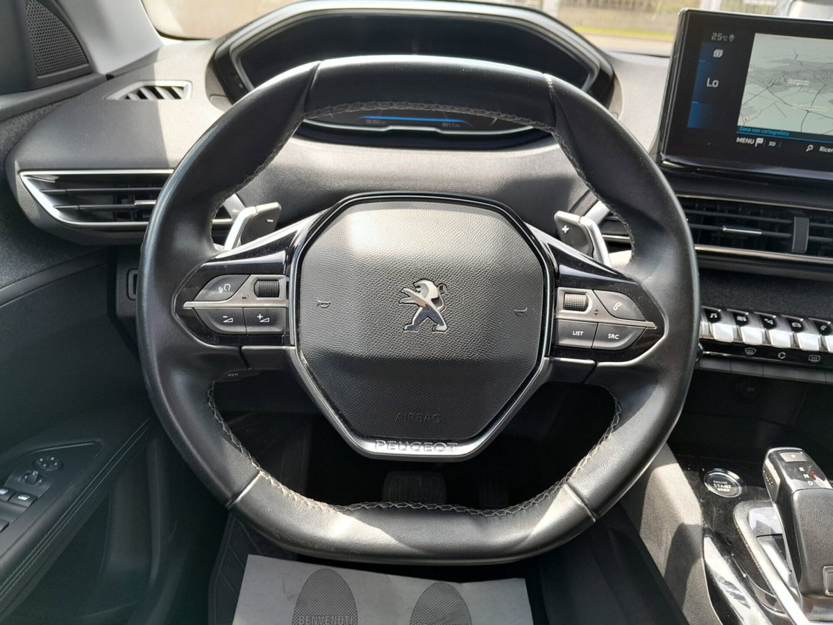 Peugeot 3008 BlueHDi 130 S&S EAT8 Allure Pack (18)