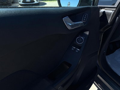 Ford Fiesta 1.1 85 CV 5 porte Business (11)