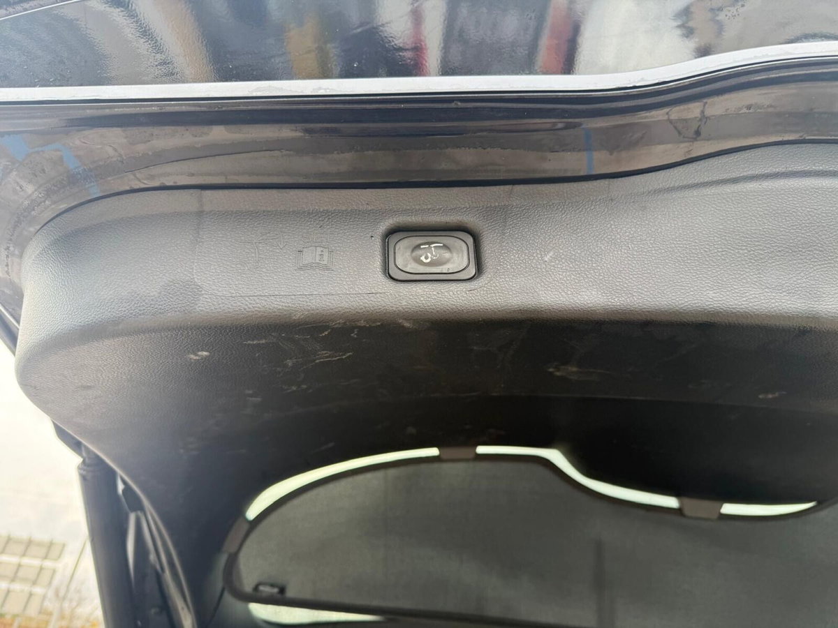 Ford S-Max 2.0 TDCi 180CV Start&Stop Powershift Titanium (13)