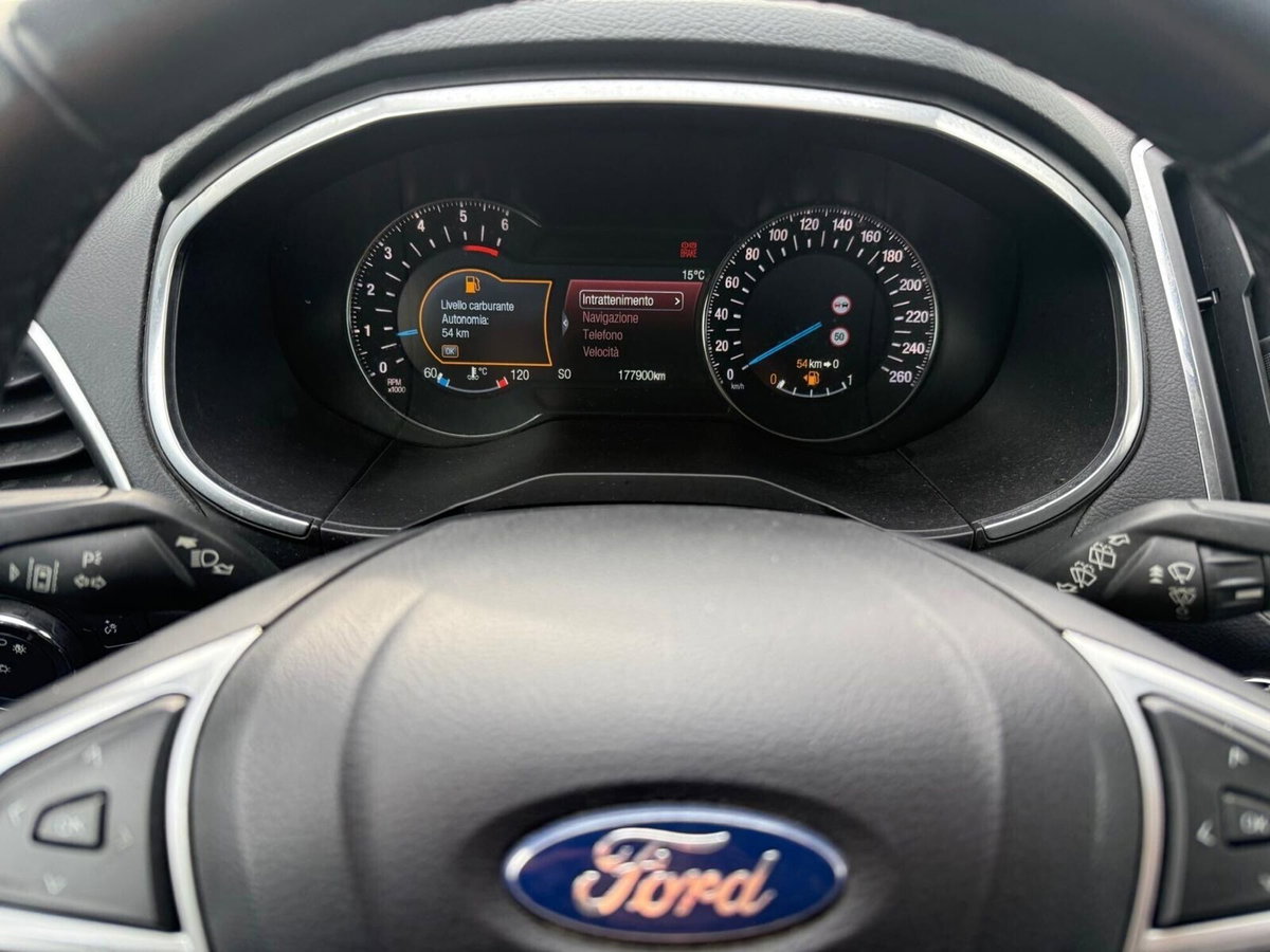 Ford S-Max 2.0 TDCi 180CV Start&Stop Powershift Titanium (15)