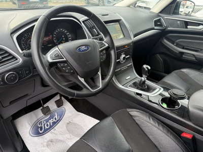 Ford S-Max 2.0 TDCi 180CV Start&Stop Powershift Titanium (18)