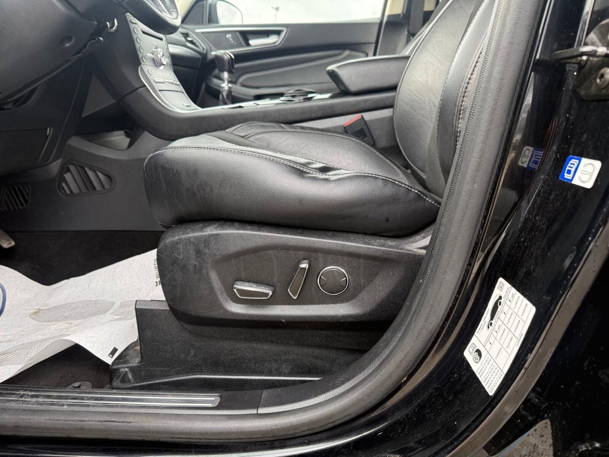 Ford S-Max 2.0 TDCi 180CV Start&Stop Powershift Titanium (19)