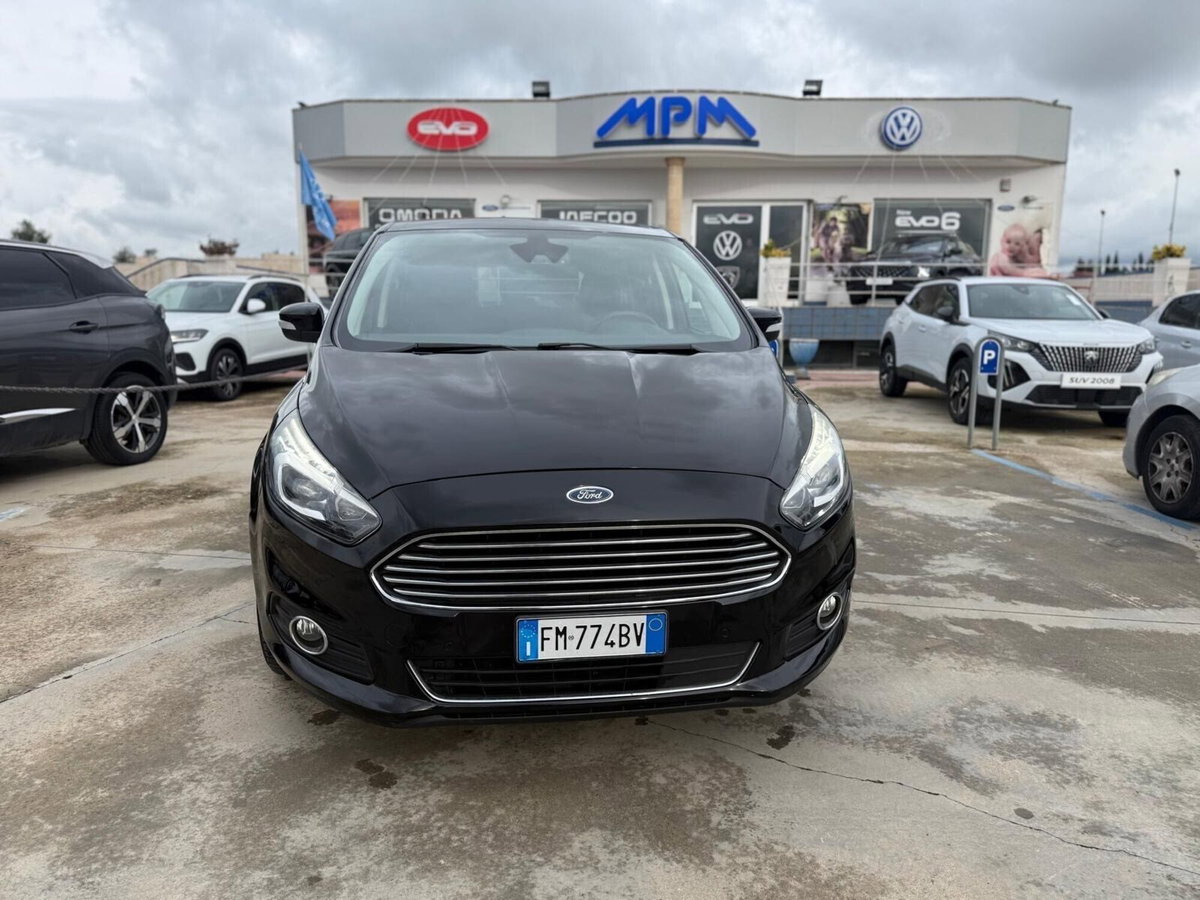 Ford S-Max 2.0 TDCi 180CV Start&Stop Powershift Titanium (3)