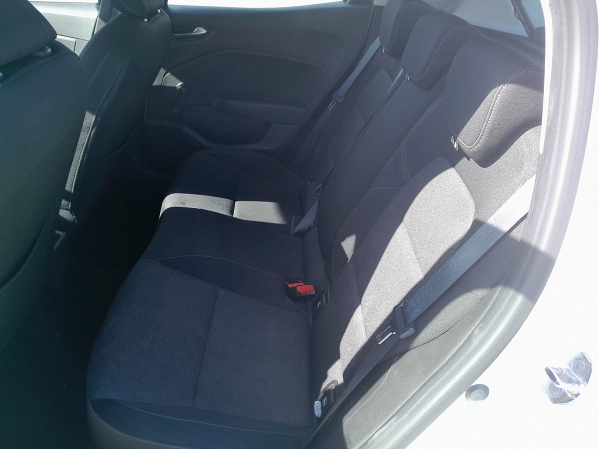Renault Clio Blue dCi 100 CV 5 porte Business (18)
