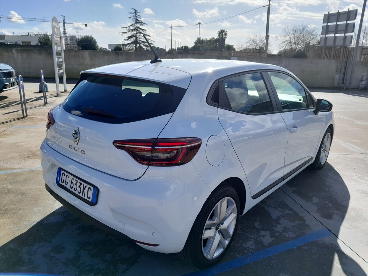 Renault Clio Blue dCi 100 CV 5 porte Business (8)