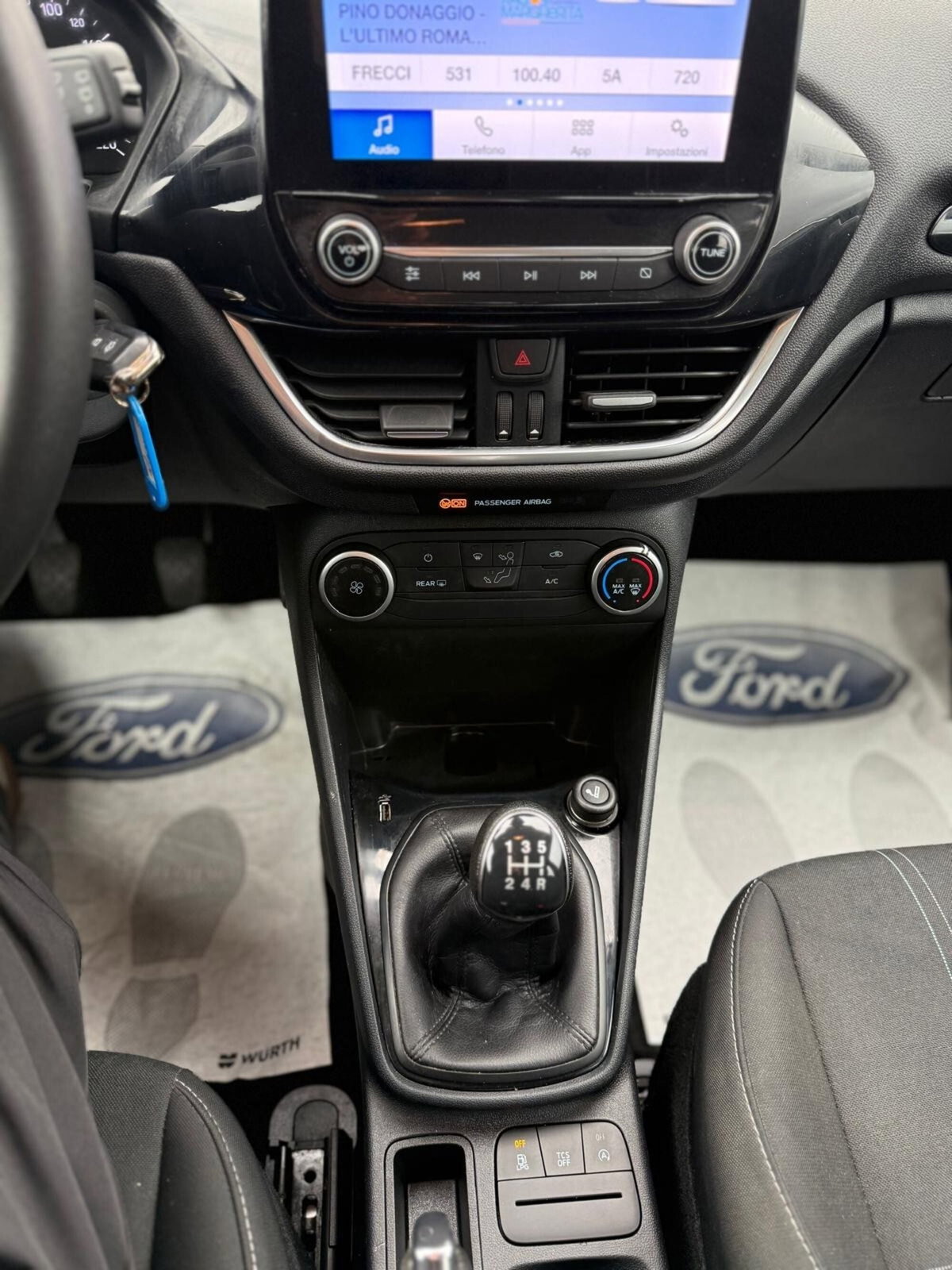 Ford Fiesta 1.1 75 CV GPL 5 porte Plus (15)