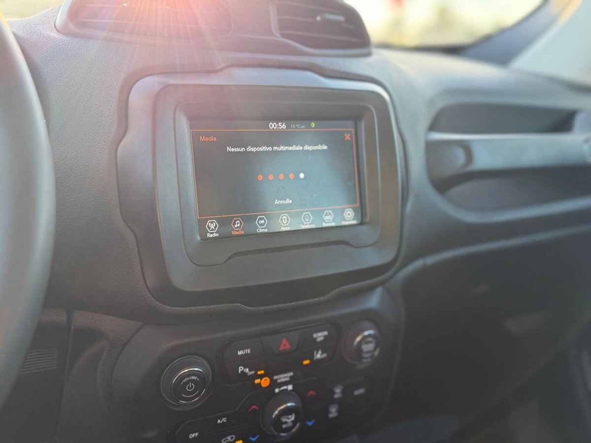 Jeep Renegade 1.6 Mjt 130 CV Limited (18)