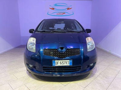 Toyota Yaris 1.0 3 porte Sol usata