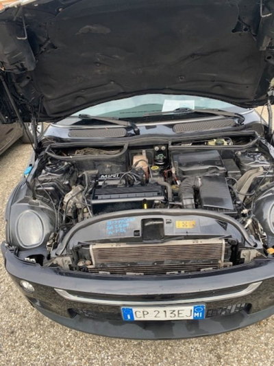 MINI Mini 1.6 16V Cooper (10)