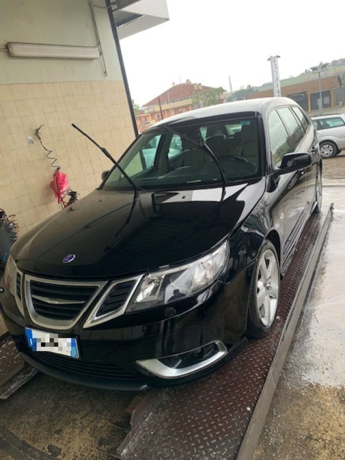Saab 9-3 Station Wagon 1.9 TTiD 180CV Aero Sentronic (2)