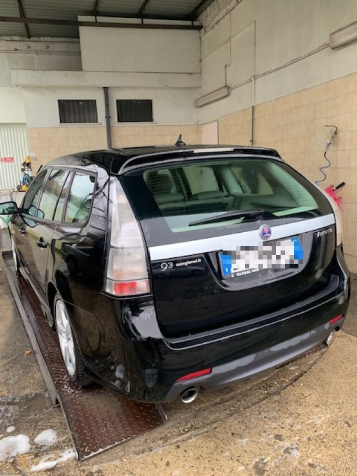 Saab 9-3 Station Wagon 1.9 TTiD 180CV Aero Sentronic (3)