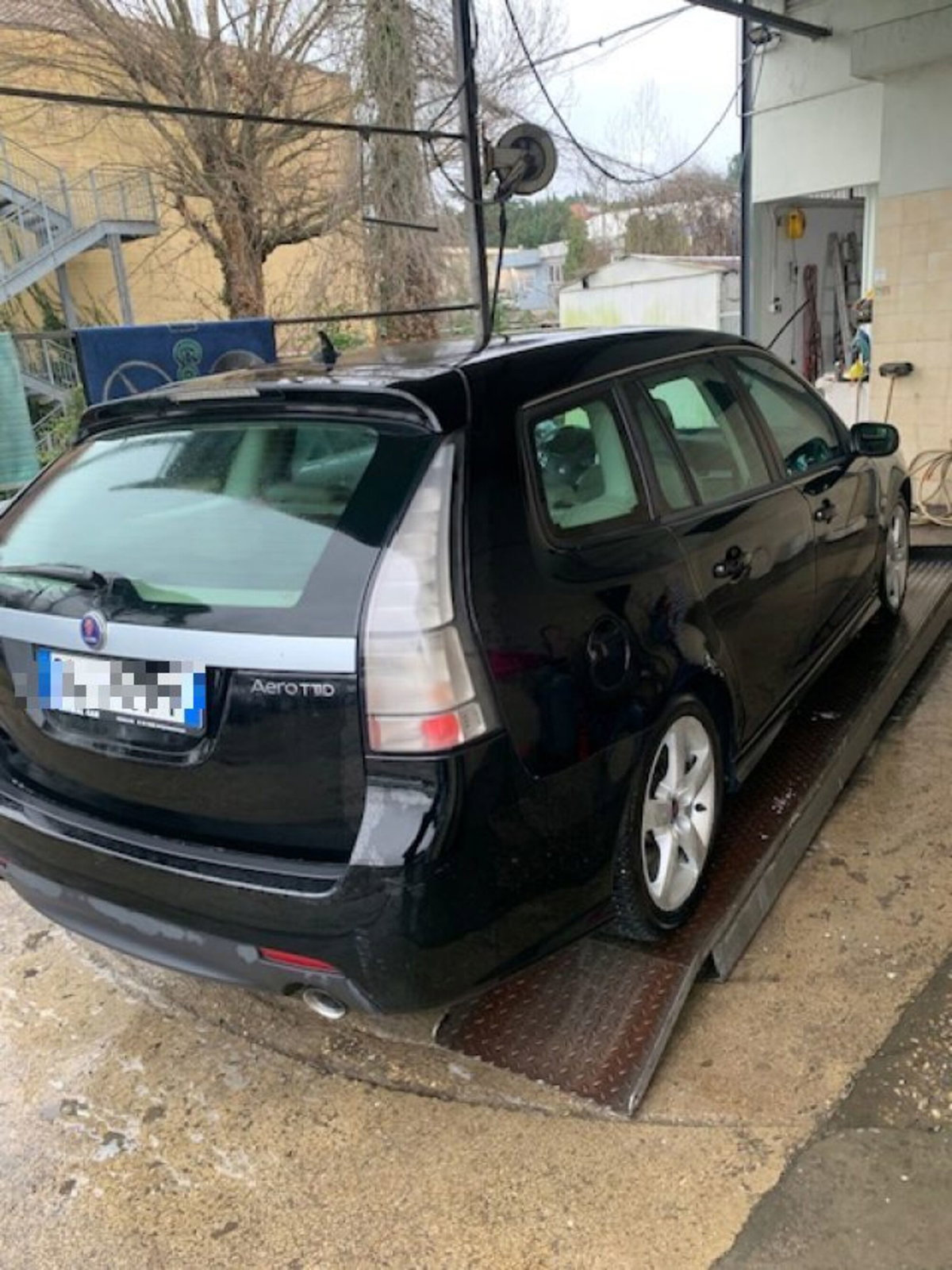 Saab 9-3 Station Wagon 1.9 TTiD 180CV Aero Sentronic (4)