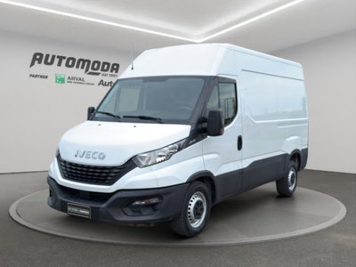 Iveco Daily Telaio 35S12 2.3 HPT PLM Cabinato usata