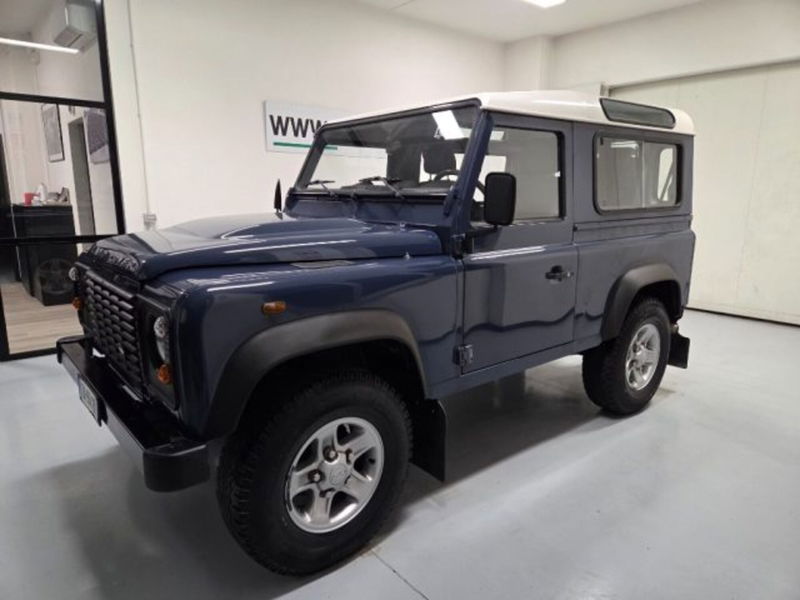 Land Rover Defender 90 2.4 TD4 Station Wagon S