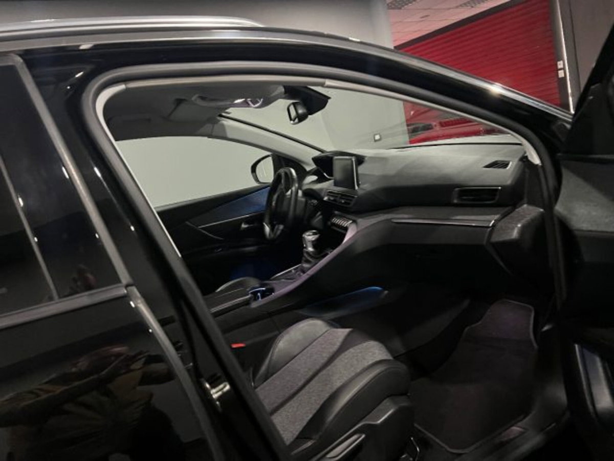 Peugeot 3008 BlueHDi 130 S&S Allure (11)