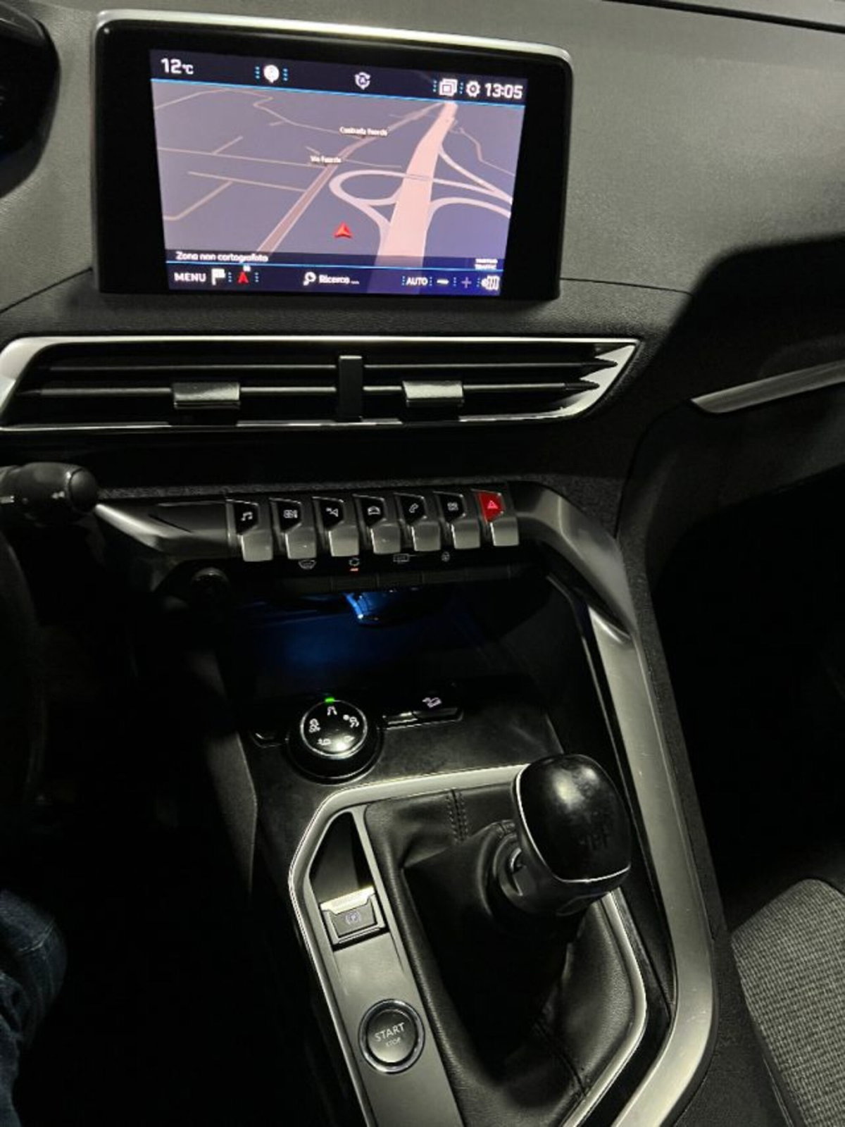 Peugeot 3008 BlueHDi 130 S&S Allure (9)