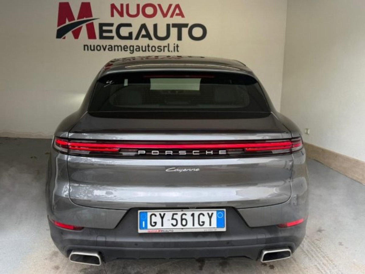 Porsche Cayenne Coupé 3.0 V6 (3)