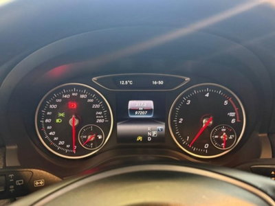 Mercedes-Benz Classe A 200 d Automatic Premium (11)