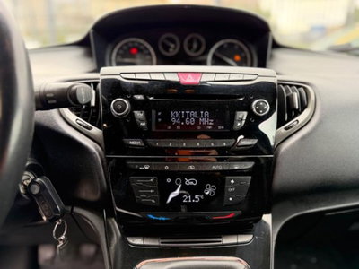 Lancia Ypsilon 1.3 MJT 16V 95 CV 5 porte S&S Platinum (15)