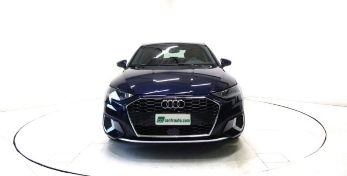 Audi A3 Sedan 30 TFSI S tronic Business Advanced (2)
