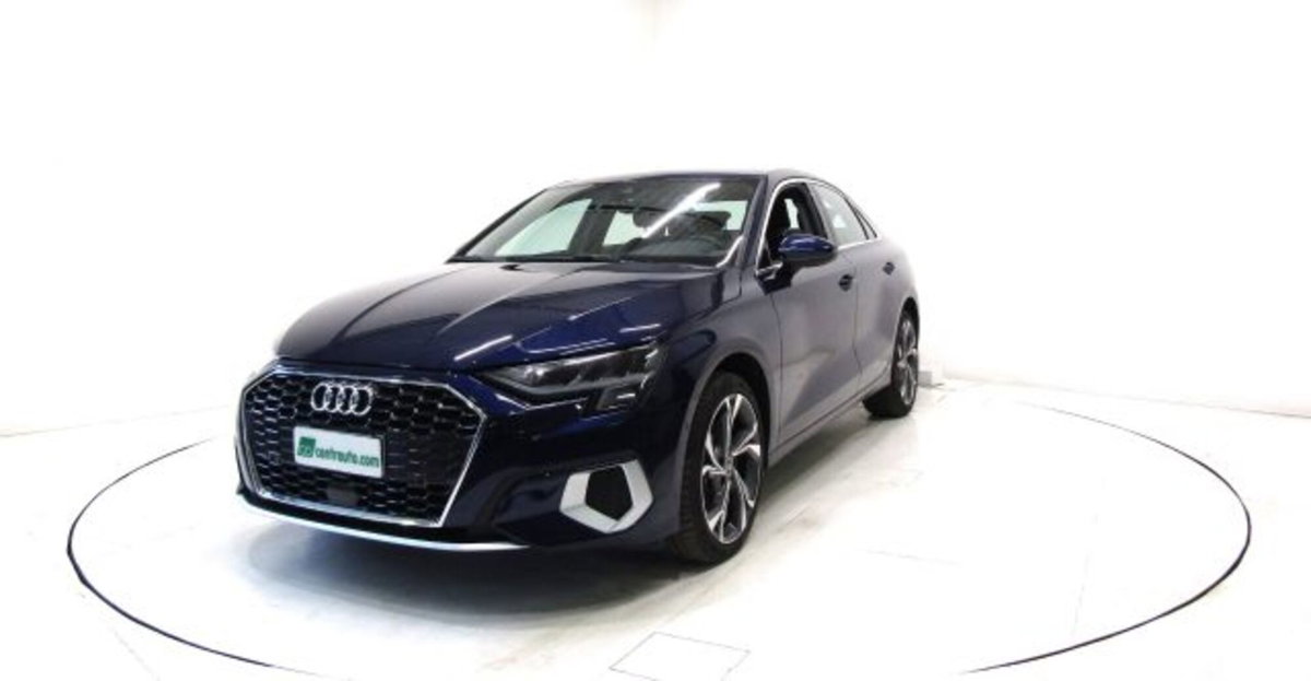 Audi A3 Sedan 30 TFSI S tronic Business Advanced (3)