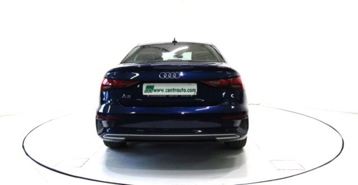 Audi A3 Sedan 30 TFSI S tronic Business Advanced (4)