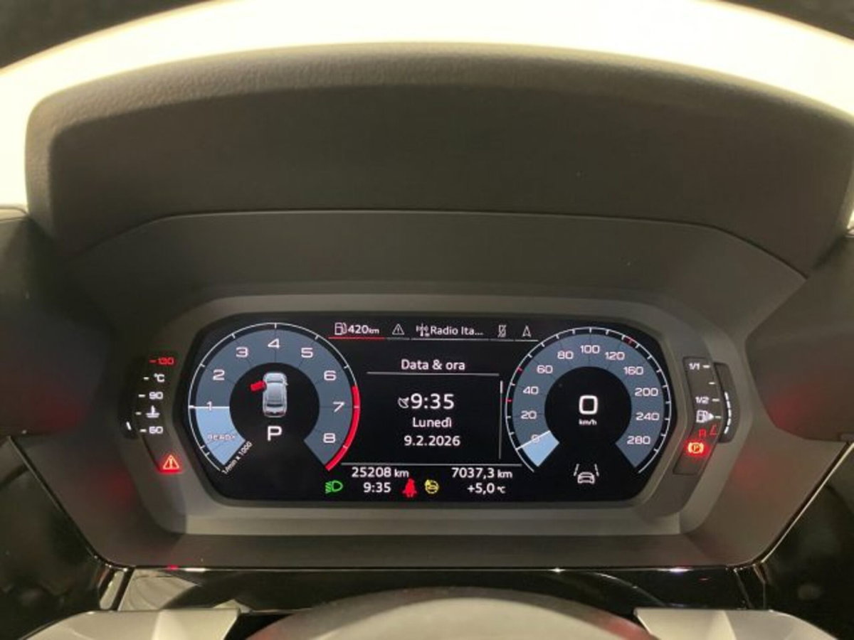 Audi A3 Sedan 30 TFSI S tronic Business Advanced (5)