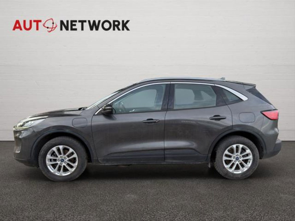 Ford Kuga 2.5 Plug In Hybrid 225 CV CVT 2WD Titanium (3)