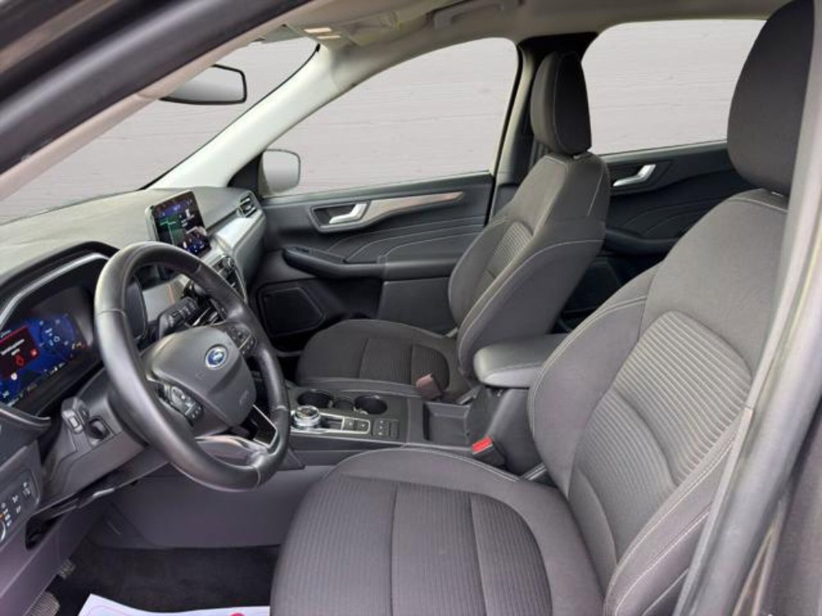 Ford Kuga 2.5 Plug In Hybrid 225 CV CVT 2WD Titanium (9)