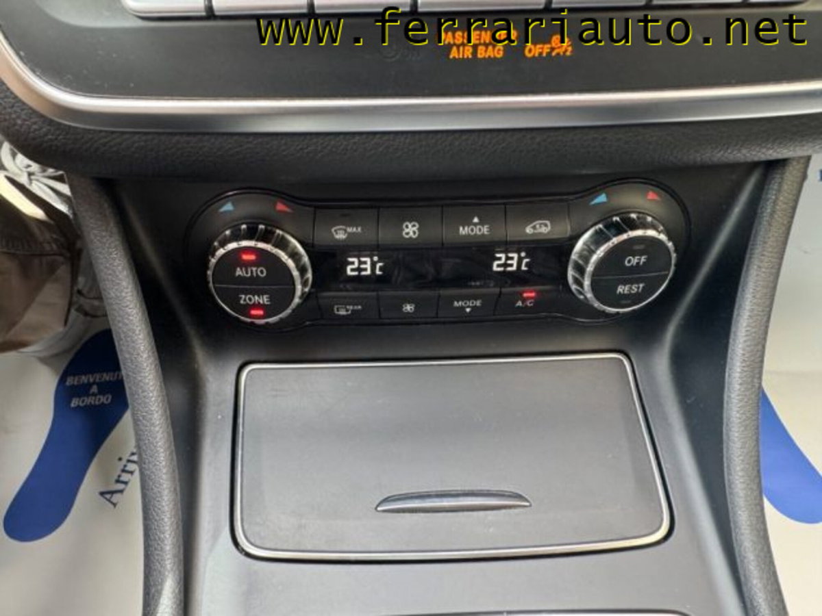 Mercedes-Benz GLA SUV 180 d Enduro Activity (11)