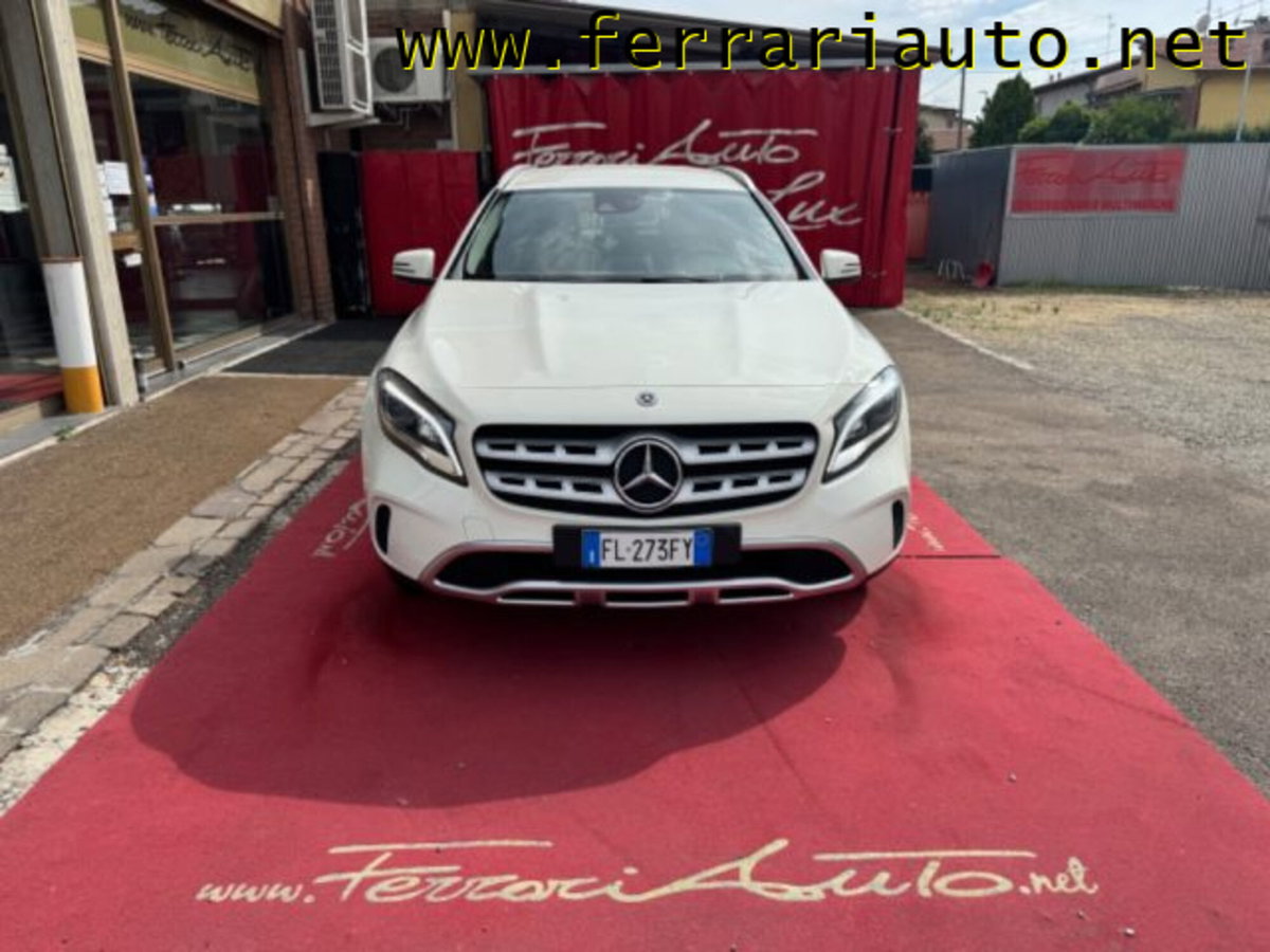 Mercedes-Benz GLA SUV 180 d Enduro Activity (13)