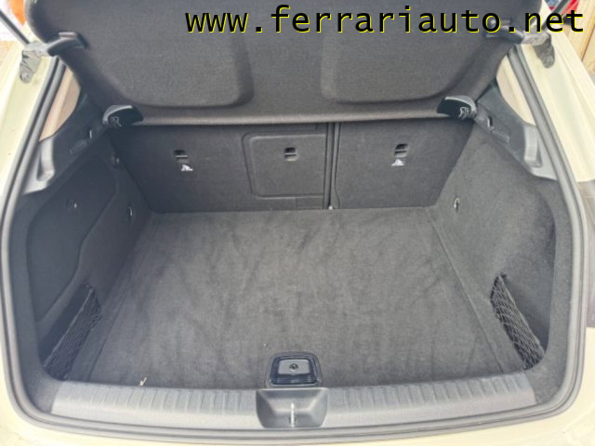 Mercedes-Benz GLA SUV 180 d Enduro Activity (19)