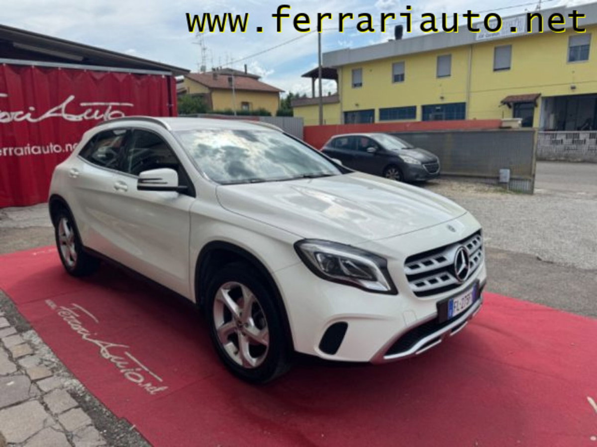 Mercedes-Benz GLA SUV 180 d Enduro Activity (2)