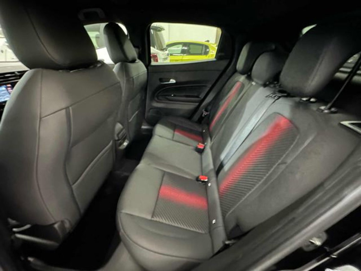 Alfa Romeo Junior 1.2 ibrida Ti 145cv edct6 (10)