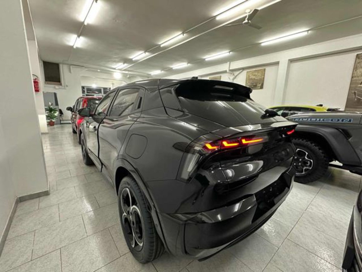 Alfa Romeo Junior 1.2 ibrida Ti 145cv edct6 (6)