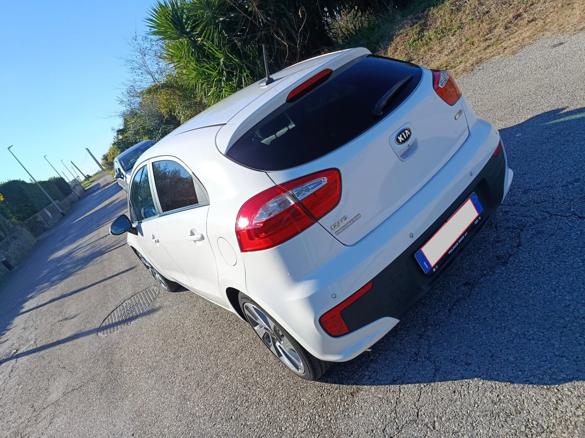 Kia Rio 1.1 CRDi 5p.S&S High Tech (9)