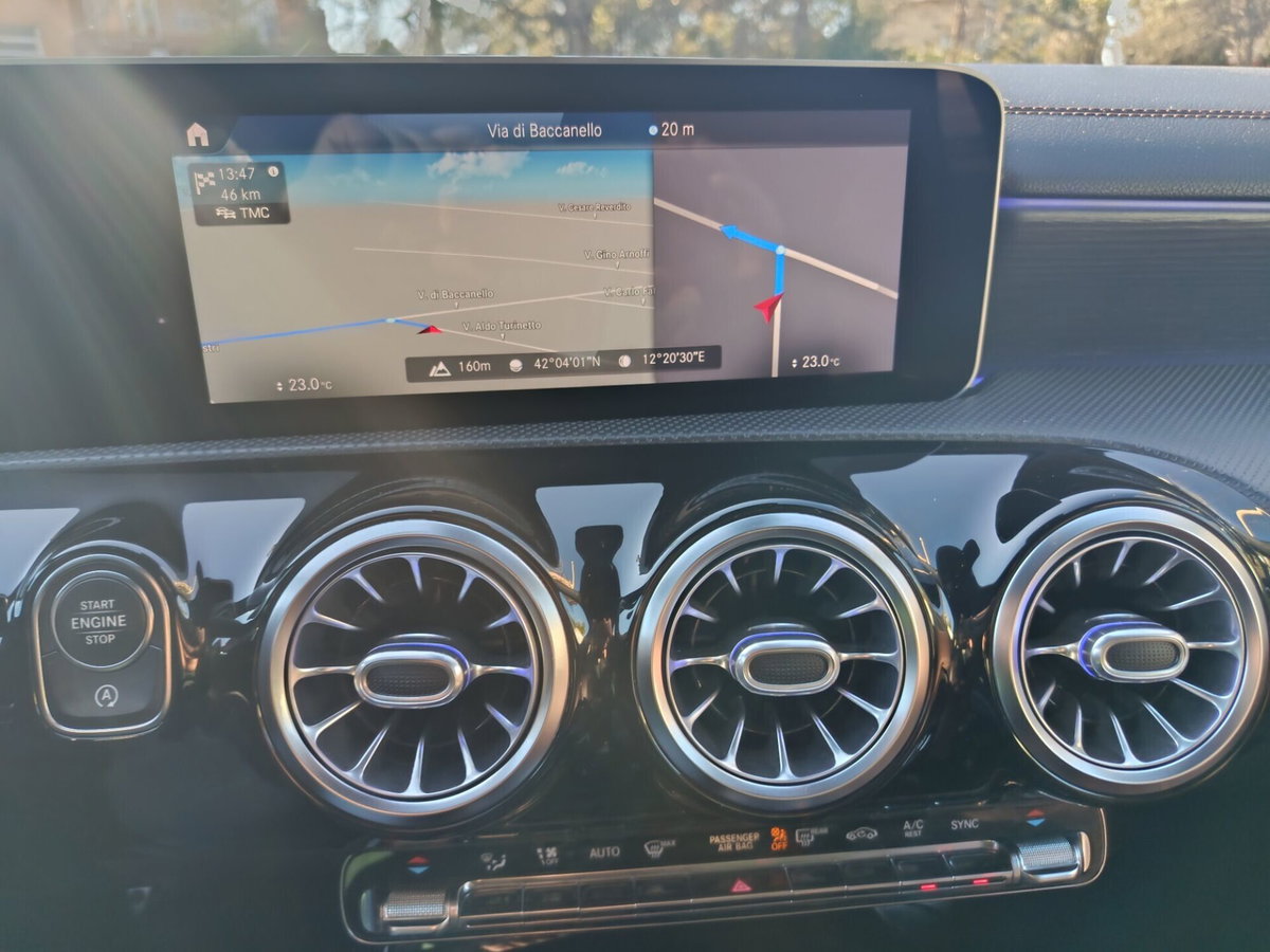 Mercedes-Benz Classe A 220 Automatic Premium (12)