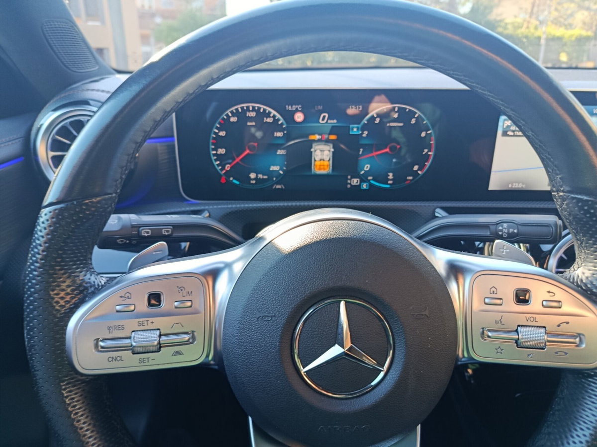 Mercedes-Benz Classe A 220 Automatic Premium (13)