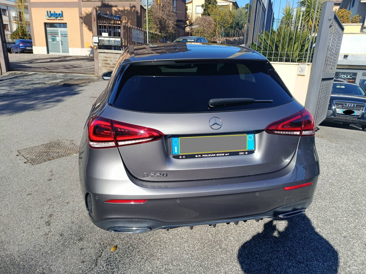 Mercedes-Benz Classe A 220 Automatic Premium (9)