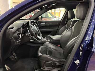Alfa Romeo Stelvio Stelvio 2.9 Bi-Turbo V6 510 CV AT8 Quadrifoglio (12)