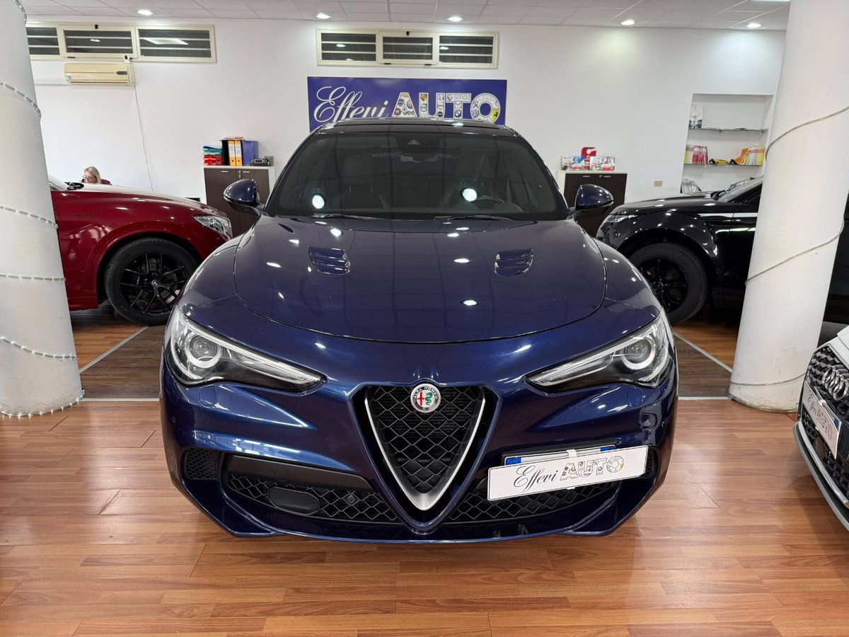 Alfa Romeo Stelvio Stelvio 2.9 Bi-Turbo V6 510 CV AT8 Quadrifoglio (6)