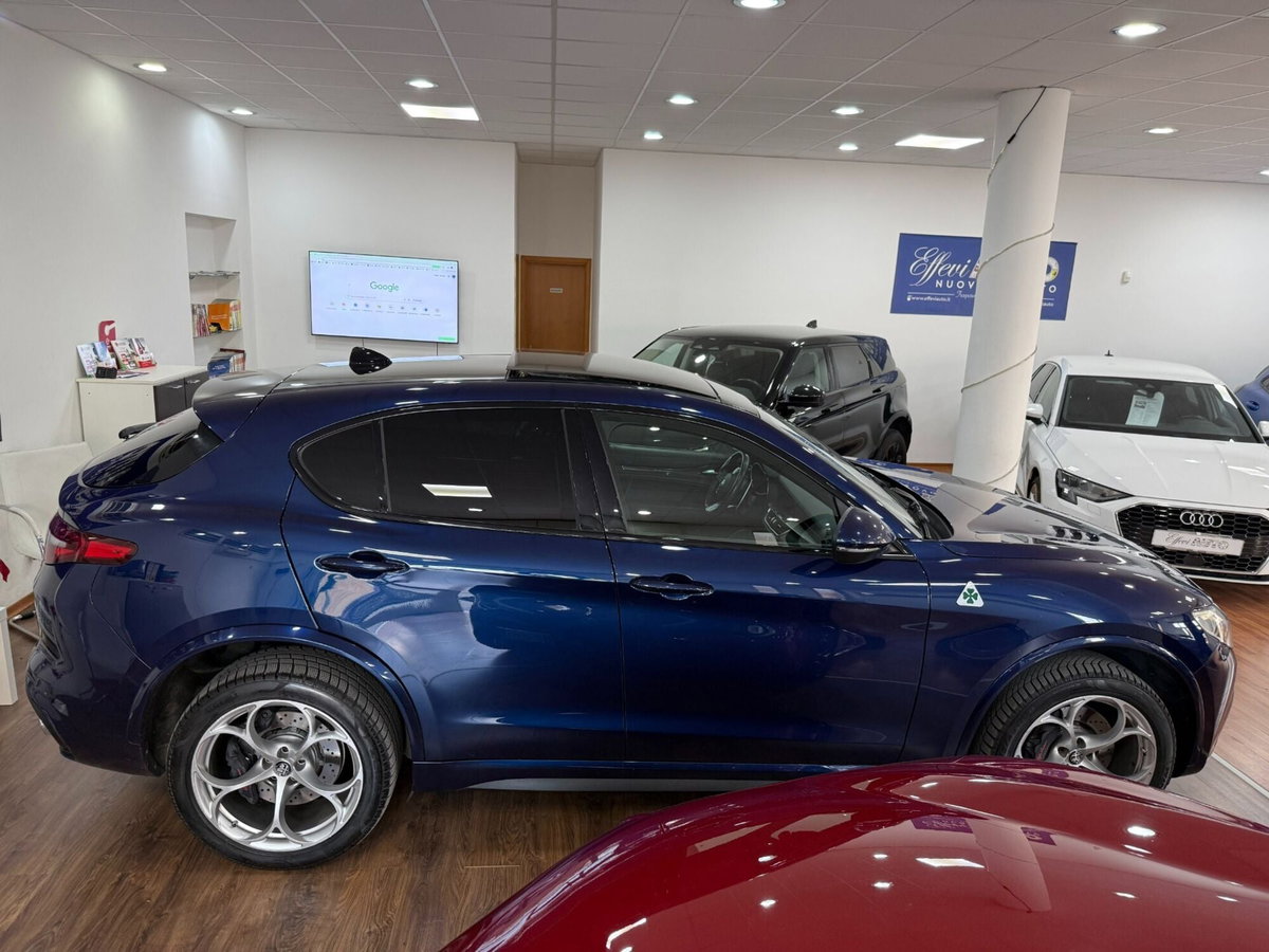 Alfa Romeo Stelvio Stelvio 2.9 Bi-Turbo V6 510 CV AT8 Quadrifoglio (10)