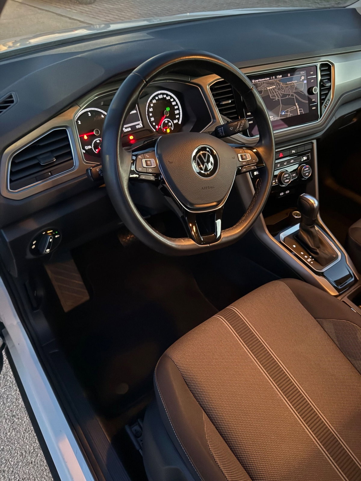 Volkswagen T-Roc 2.0 TDI SCR 150 CV DSG Advanced BlueMotion Technology (4)