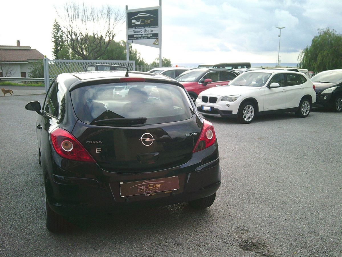 Opel Corsa 1.3 CDTI 75CV F.AP. 3 porte Club (4)