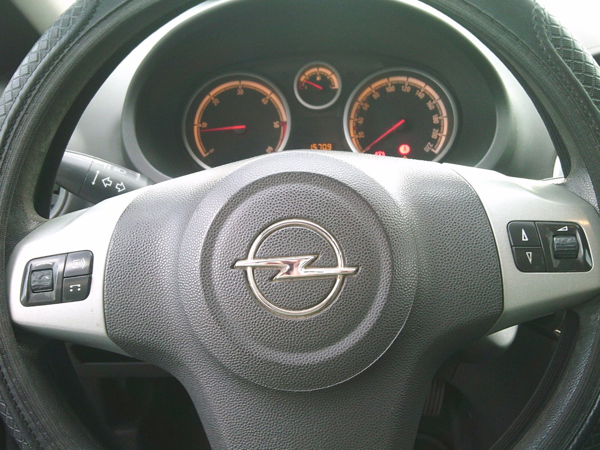 Opel Corsa 1.3 CDTI 75CV F.AP. 3 porte Club (9)