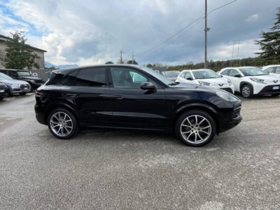 Porsche Cayenne 3.0 V6 (2)