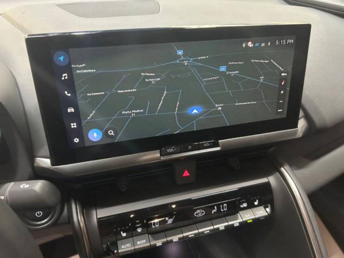 Toyota Toyota C-HR 2.0 phev Trend fwd e-cvt (11)