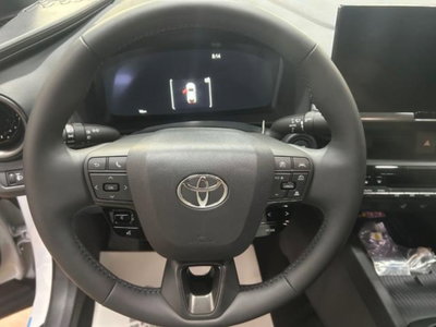 Toyota Toyota C-HR 2.0 phev Trend fwd e-cvt (6)