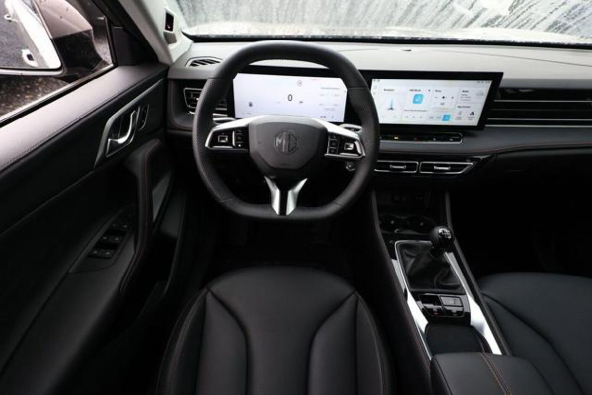 Mg HS HS 1.5T-GDI AT Luxury (6)