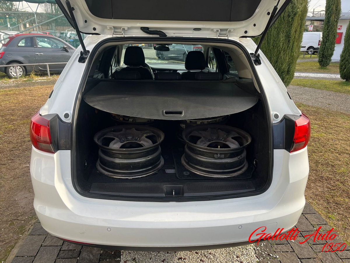 Opel Astra Station Wagon 1.6 CDTi 110CV Start&Stop Sports Elective (15)